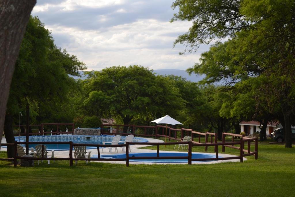 Cabanas Los Algarrobos Villa General Belgrano Eksteriør billede